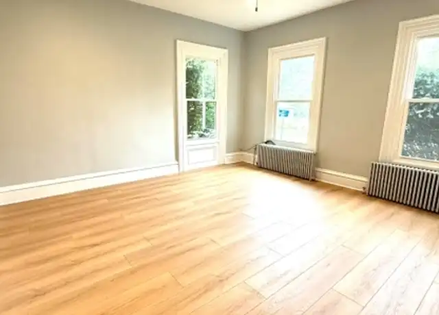 Property at 18 Elm St, Newton, NJ, 07860, 2 beds, 1 bath, [object Object]