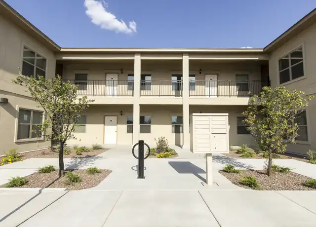 Property at 500 S Yarbrough Dr Unit 111, El Paso, TX, 79915, 2 beds, 1 bath, [object Object]