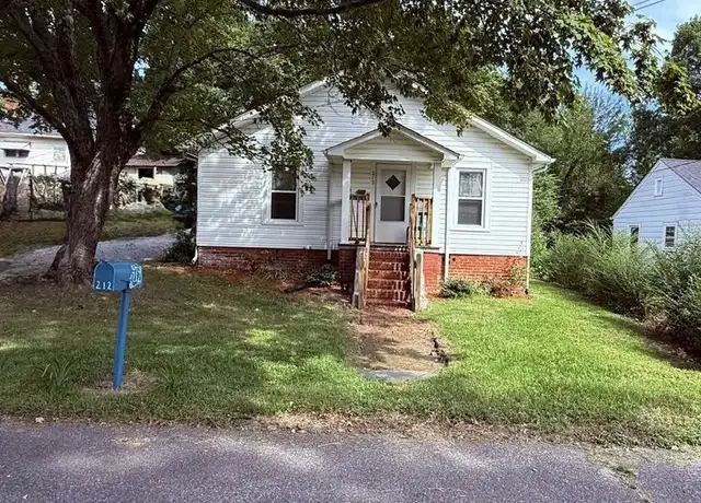 Property at 212 Ridgecrest St, Thomasville, NC, 27360, 2 beds, 1 bath, [object Object]