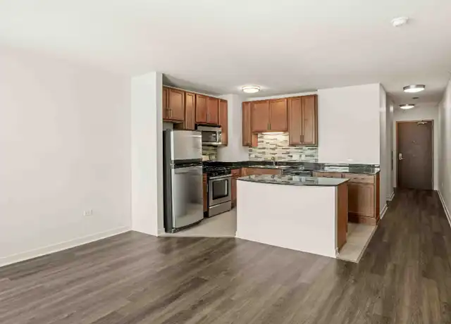 Property at 580 W Kinzie St, Chicago, IL, 60654, 0 beds, 1 bath, [object Object]