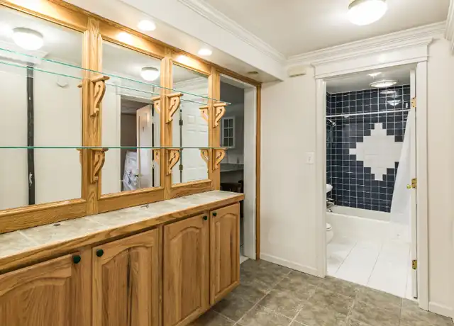 Property at 1108 Madison St Apt 1W, Syracuse, NY, 13210, 3 beds, 1 bath, [object Object]