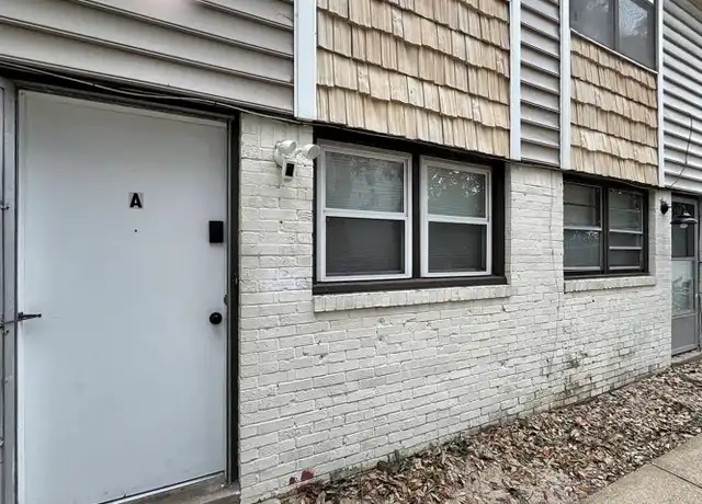 Property at 2304 Wake Forest St, Virginia Beach, VA, 23451, 2 beds, 1 bath, [object Object]