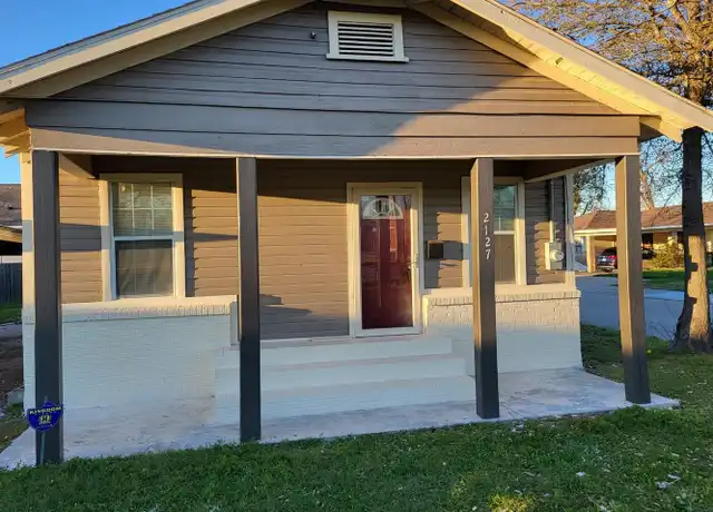 Property at 2127 Opelousas St, Lake Charles, LA, 70601, 3 beds, 2 baths, [object Object]