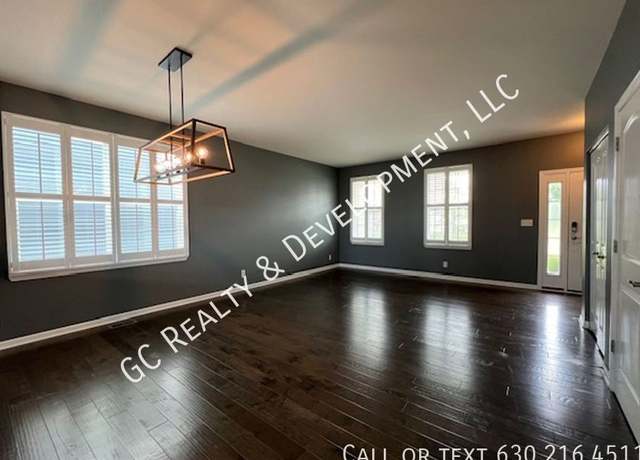 Photo of 846 Harwood Ave, South Elgin, IL 60177