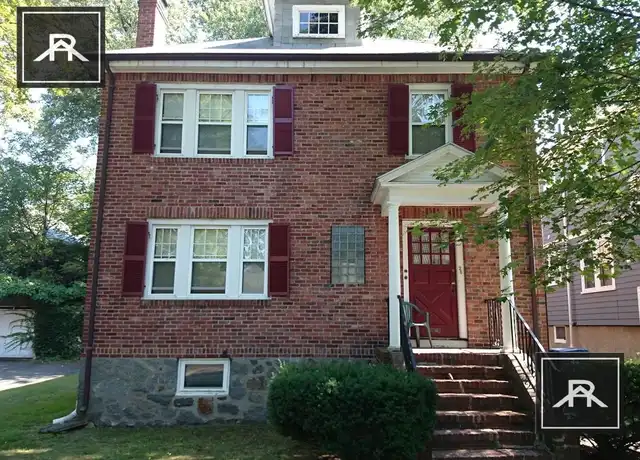 Property at 27 Greycliff Rd Unit 1, Brighton, MA, 02135, 3 beds, 1.5 baths, [object Object]