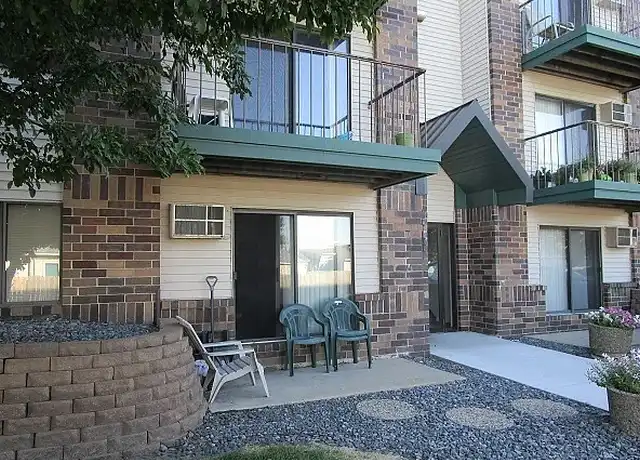 Property at Pine Pointe Apts. - 1604 7th St SE, Saint Cloud, MN, 56304, 2 beds, 1-2 bath, [object Object]