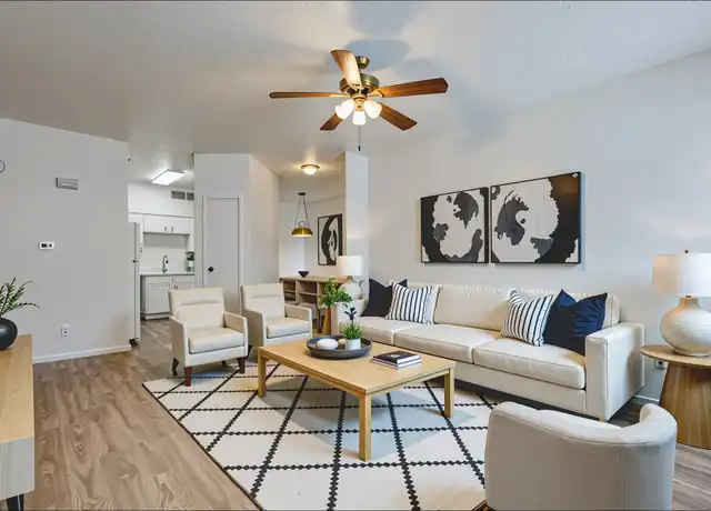 Property at 2021 Spenwick Dr #110, Houston, TX, 77055, 2 beds, 1 bath, [object Object]