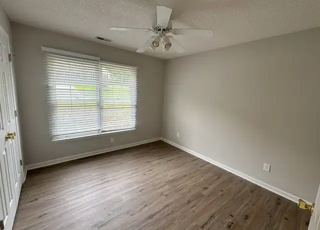 Property at 516 Basswood Way, Gastonia, NC, 28052, 3 beds, 2 baths, [object Object]