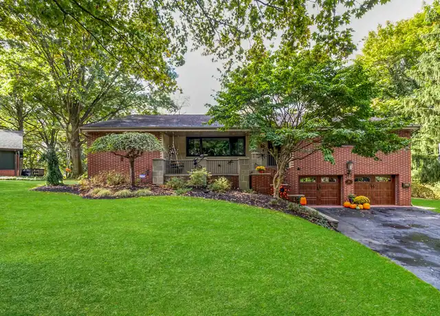 Property at 20 Oak Glen Dr, Oakmont, PA, 15139, 4 beds, 3 baths, [object Object]