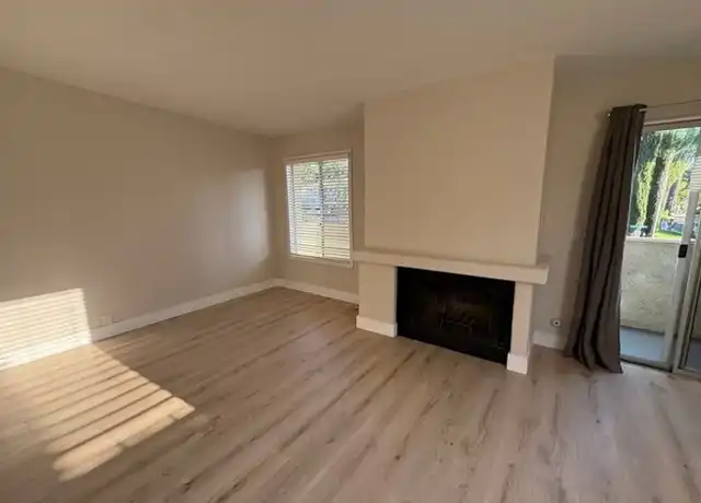 Property at 38991 Calle Hermosa, Murrieta, CA, 92563, 2 beds, 2 baths, [object Object]