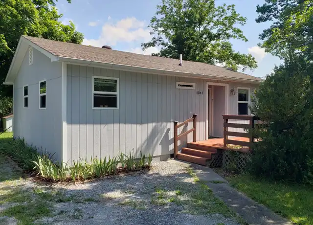 Property at 1041 McCall Ln, Knoxville, TN, 37920, 2 beds, 1 bath, [object Object]