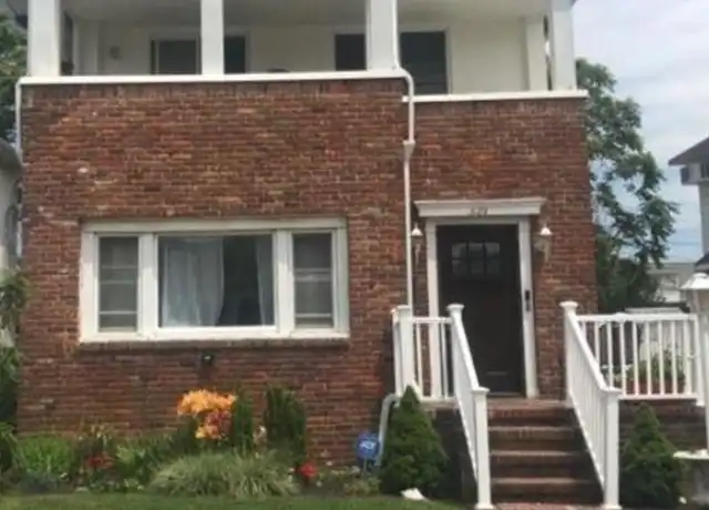 Property at 523 W Beech St, Long Beach, NY, 11561, 2 beds, 1 bath, [object Object]