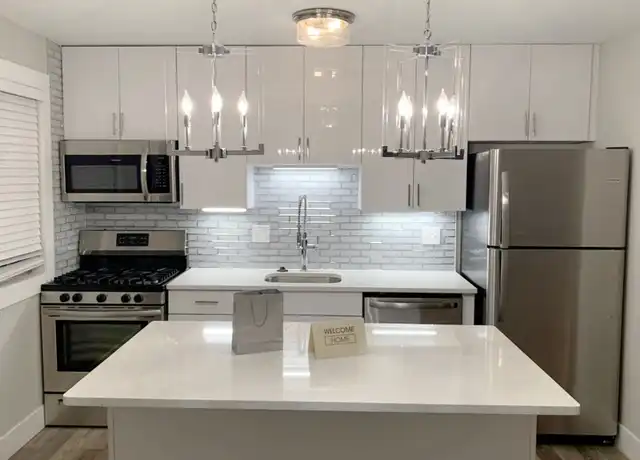 Property at 550 S Clay Ave, Saint Louis, MO, 63122, 3 beds, 1.5 baths, [object Object]