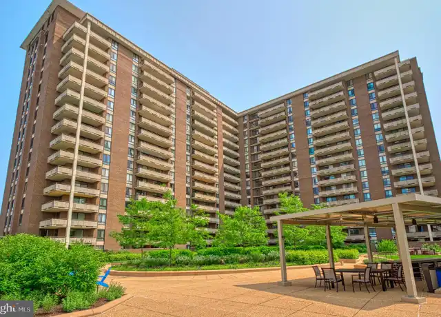 Property at 1800 Old Meadow Rd #812, Mc Lean, VA, 22102, 1 bed, 1 bath, [object Object]