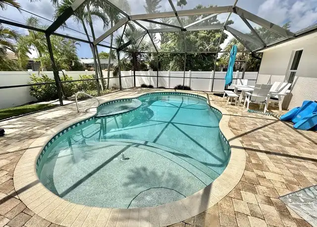 Property at 798 107th Ave N, Naples, FL, 34108, 3 beds, 2 baths, [object Object]
