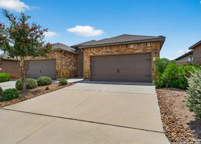 Property at 139 Joanne Cv, New Braunfels, TX, 78130, 3 beds, 2 baths, [object Object]