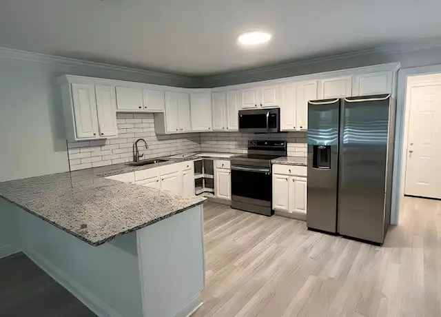 Property at 15 Bramblett Dr Unit 15B, Hattiesburg, MS, 39402, 2 beds, 2 baths, [object Object]
