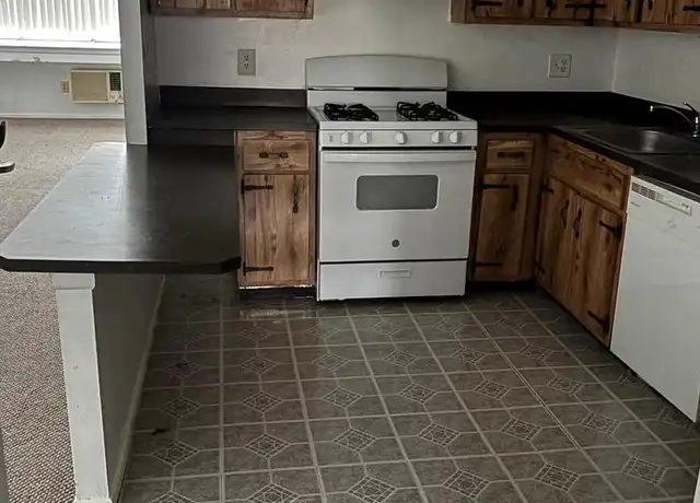 Property at 2419 Tremont St Unit SECOND FLOOR, Philadelphia, PA, 19115, 2 beds, 2 baths, [object Object]