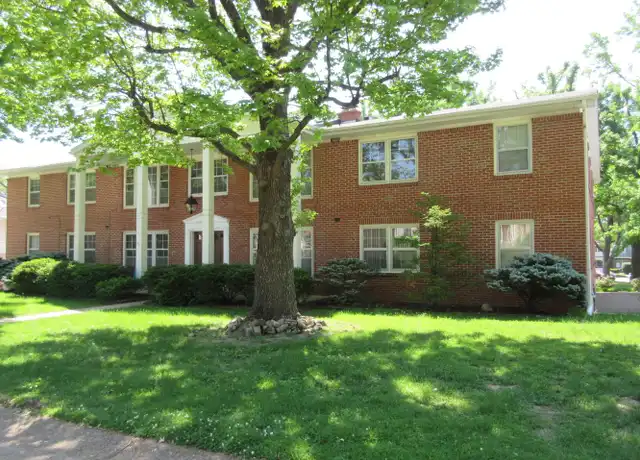 Property at 604 Thunderbird Ct Unit G, Chesterfield, MO, 63017, 2 beds, 2 baths, [object Object]