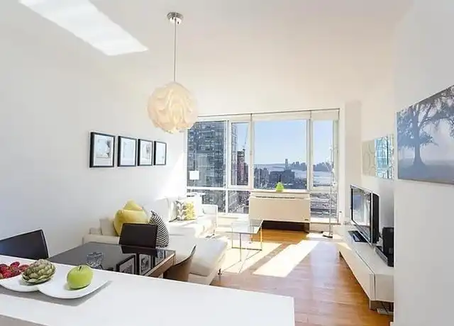 Property at 635 W 42nd St Unit 17H, New York, NY, 10036, 1 bed, 1 bath, [object Object]