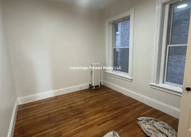 Property at 891 Massachusetts Ave Unit 6, Cambridge, MA, 02139, 2 beds, 1 bath, [object Object]