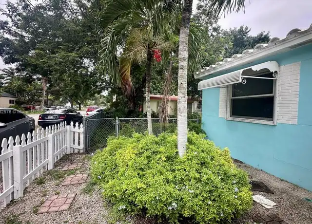 Property at 1307 N 23rd Ave, Hollywood, FL, 33020, 2 beds, 1 bath, [object Object]