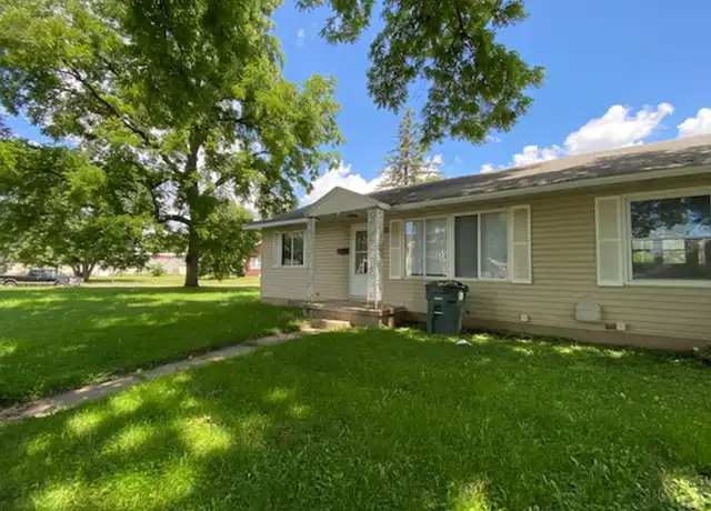 Property at 215 Western Ave, Waterloo, IA, 50701, 2 beds, 1 bath, [object Object]