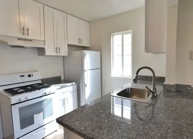 Property at 20052 Western Blvd, Hayward, CA, 94541, 2 beds, 1 bath, [object Object]