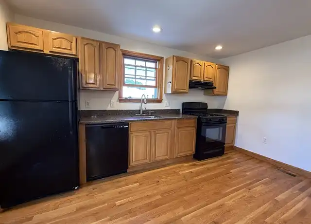 Property at 24 Gardner St Unit 1, Newton, MA, 02458, 2 beds, 2 baths, [object Object]