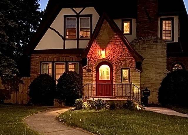 Photo of 406 Burton Ave Unit 1, Waukegan, IL 60085
