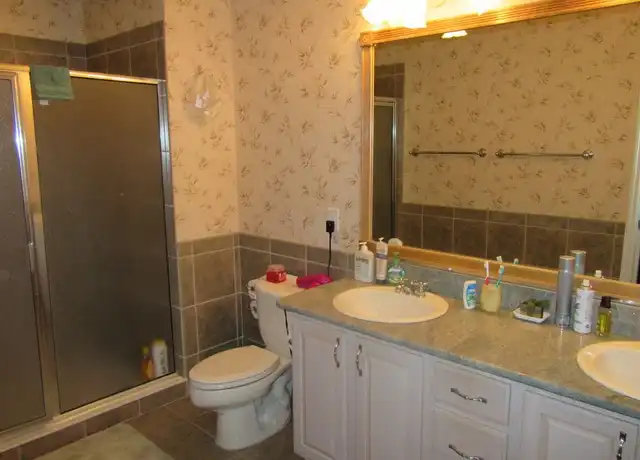 Property at 1074 Avenida Sonoma, Lady Lake, FL, 32159, 3 beds, 2.5 baths, [object Object]
