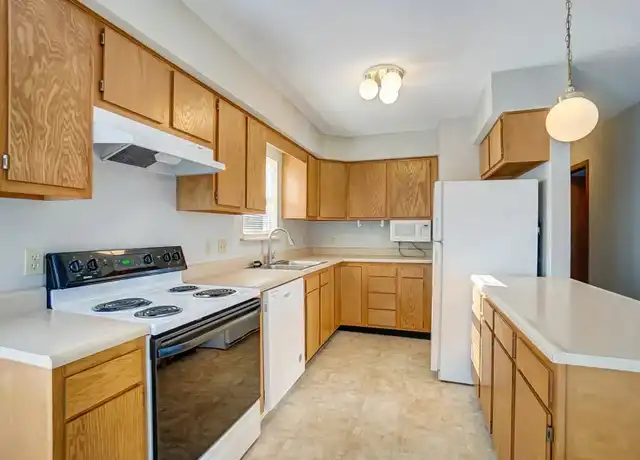 Property at Jefferson Place Villas - 720 Westview Dr, Ossian, IN, 46777, 1 bed, 1 bath, [object Object]
