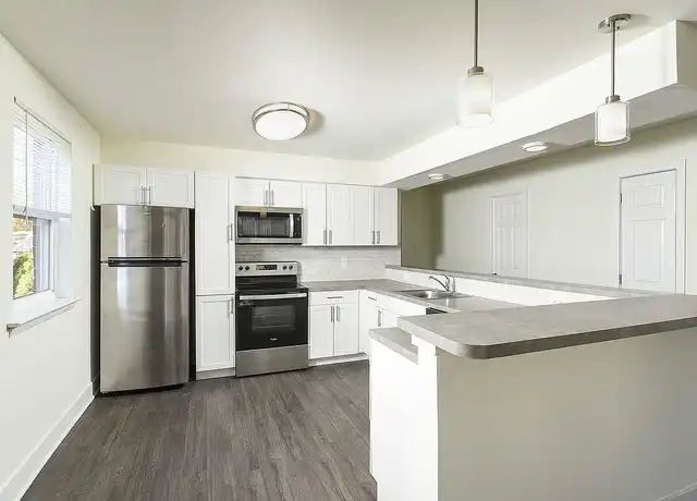 Property at Independence Crossing Apartments - 10 Lexington Dr, Phoenixville, PA, 19460, 2 beds, 1 bath, [object Object]