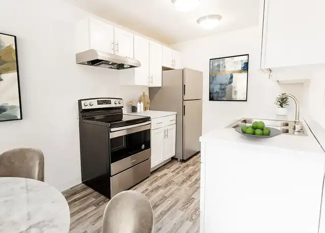 Property at Crown Pointe Apartments - 2611 84th Street Ct S, Tacoma, WA, 98499, 1 bed, 1 bath, [object Object]