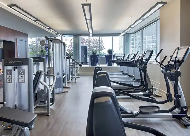 Property at 100 4 Blvd Pier 4, Boston, MA, 02210, 1-2 bed, 1-2 bath, [object Object]