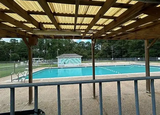 Property at 405 Holmes Dr, Slidell, LA, 70460, 3 beds, 2 baths, [object Object]