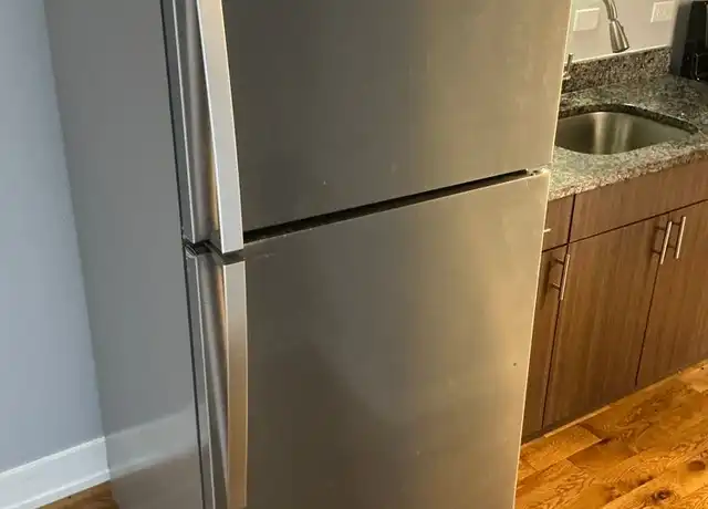 Property at 7109 S Bennett Ave Unit 7113-4E, Chicago, IL, 60649, 1 bed, 1 bath, [object Object]