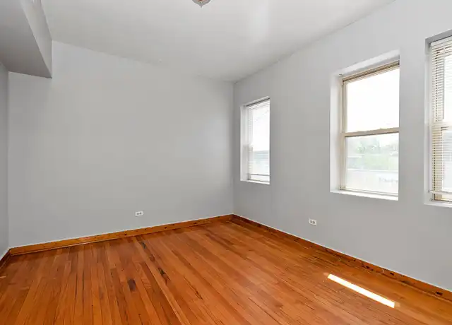 Property at 3108 W 63rd St Unit 2A, Chicago, IL, 60629, 2 beds, 1 bath, [object Object]