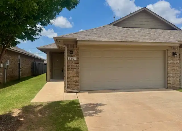 Property at 2501 Northcreek Ln, Oklahoma City, OK, 73128, 2 beds, 2 baths, [object Object]