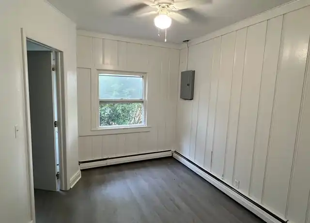 Property at 6266 S Dixie Hwy Unit 1, Erie, MI, 48133, 2 beds, 1 bath, [object Object]