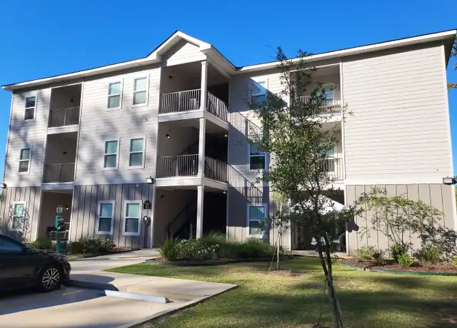 Property at Turtle Creek Apartments - 4424 Highway 22, Mandeville, LA, 70471, 3 beds, 2 baths, [object Object]