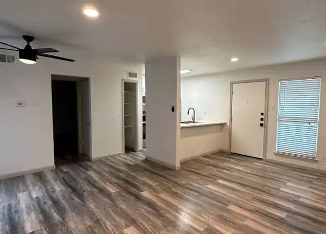 Property at Nuvo Andorra - 5109 Gaston Ave, Dallas, TX, 75214, 1 bed, 1 bath, [object Object]