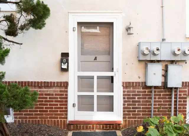 Property at 624 Ridge St Unit A, Charlottesville, VA, 22902, 1 bed, 1 bath, [object Object]