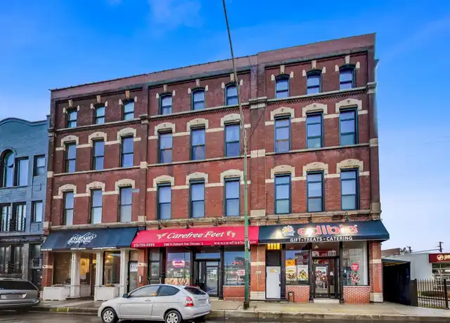 Property at 2362 N Clybourn Ave Unit 2F, Chicago, IL, 60614, 2 beds, 1 bath, [object Object]