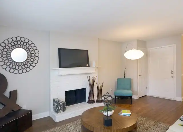 Property at 4506 Sojourn Dr Unit 4668, Addison, TX, 75001, 1 bed, 1 bath, [object Object]