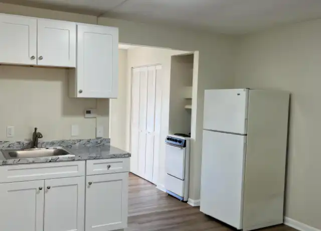 Property at 10 Belchertown Rd Unit 20, Amherst, MA, 01002, 0 beds, 1 bath, [object Object]