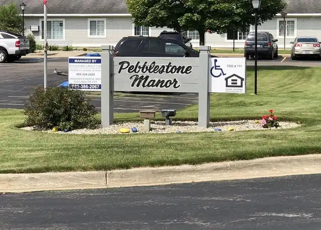 Property at 305 Briarwood Dr, Clare, MI, 48617, 1 bed, 1 bath, [object Object]