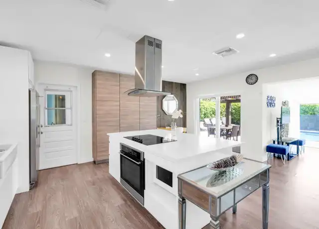 Property at 942 SE 13th Ave, Deerfield Beach, FL, 33441, 3 beds, 2 baths, [object Object]