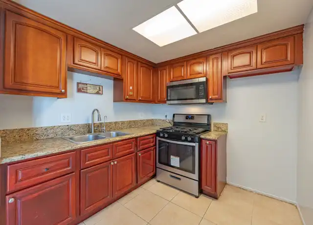 Property at 13905 Magnolia St, Garden Grove, CA, 92844, 3 beds, 1.5 baths, [object Object]