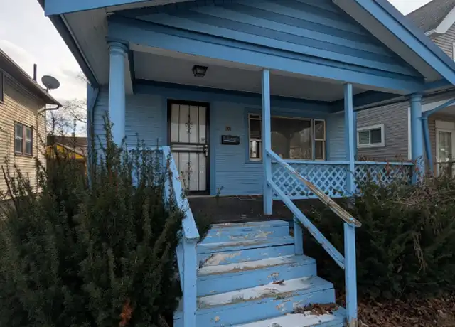 Property at 1661 W Bancroft St, Toledo, OH, 43606, 3 beds, 1 bath, [object Object]